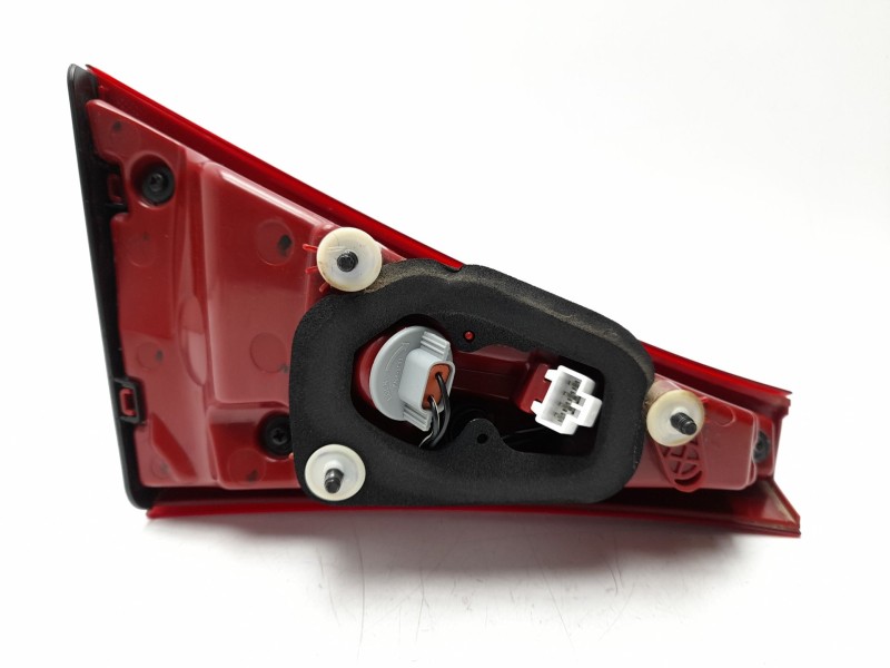 Recambio de piloto trasero derecho interior para hyundai i20 iii (bc3, bi3) 1.0 t-gdi hybrid 48v referencia OEM IAM  92404Q0100 