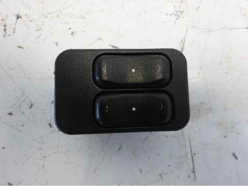 Recambio de mando elevalunas delantero izquierdo para opel corsa c club referencia OEM IAM   