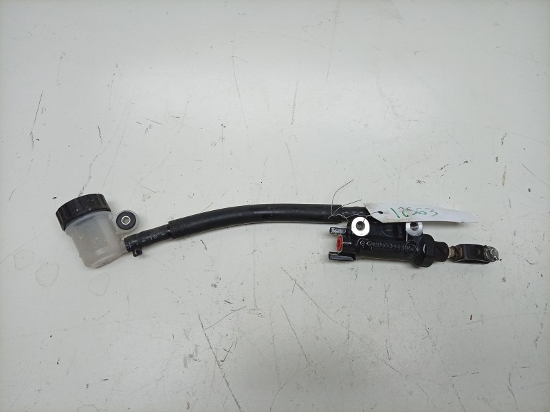 Recambio de bomba freno trasera para yamaha mt mt-09 (rn83) referencia OEM IAM  56P2583V0100 