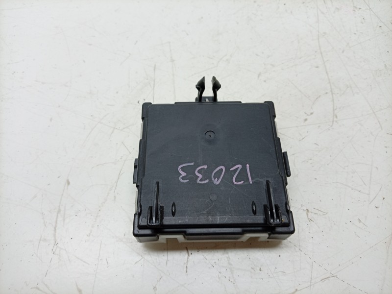 Recambio de modulo confort para mercedes-benz b-klasse (bm 247) b 180 referencia OEM IAM A2C7577430800 A1779001604 