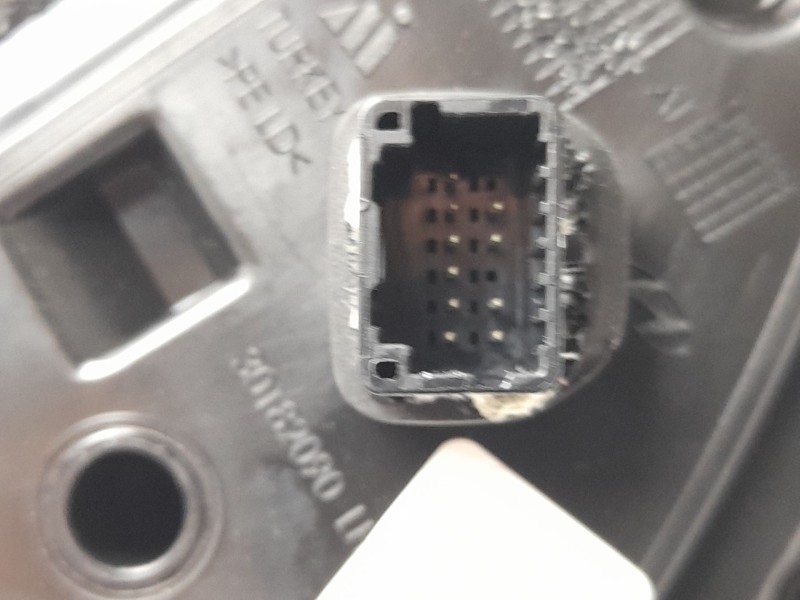 Recambio de retrovisor izquierdo para hyundai i20 iii (bc3, bi3) 1.0 t-gdi hybrid 48v referencia OEM IAM   