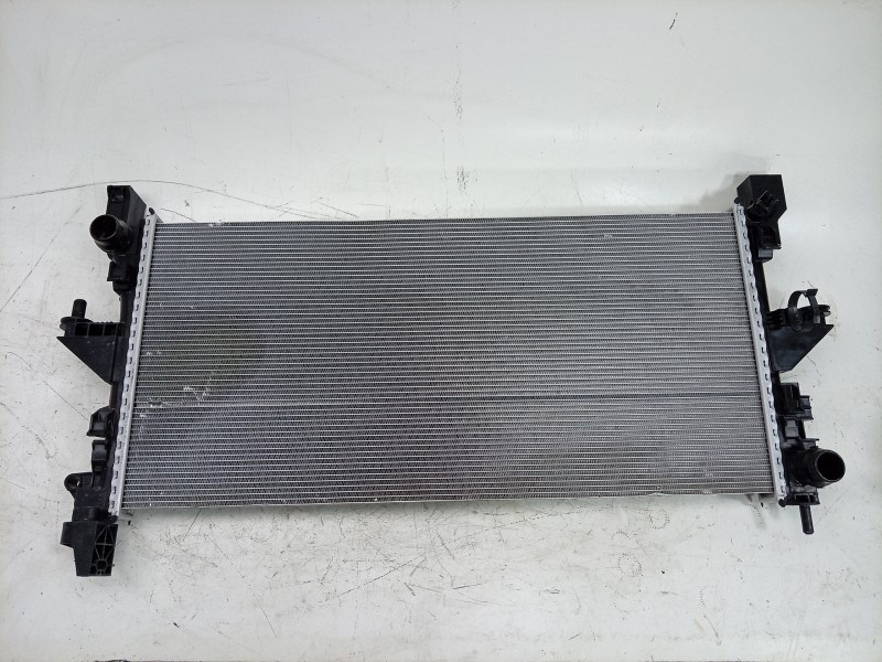 Recambio de radiador agua para toyota proace max referencia OEM IAM  1699077080 