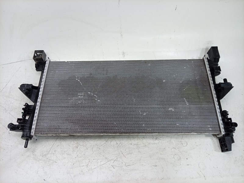 Recambio de radiador agua para toyota proace max referencia OEM IAM  1699077080 
