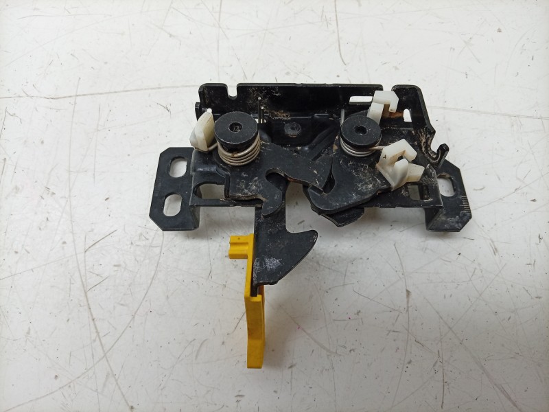 Recambio de cerradura capo para mercedes-benz b-klasse (bm 247) b 180 referencia OEM IAM  A1778803000 