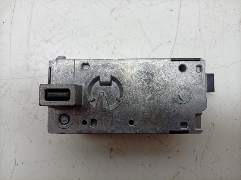 Recambio de antirrobo / llave contacto para mercedes-benz b-klasse (bm 247) b 180 referencia OEM IAM  A0999008701 