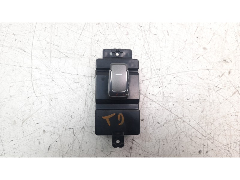 Recambio de mando elevalunas trasero derecho para ssangyong rexton limited 4x4 referencia OEM IAM 8512036250 8512036200HFB 