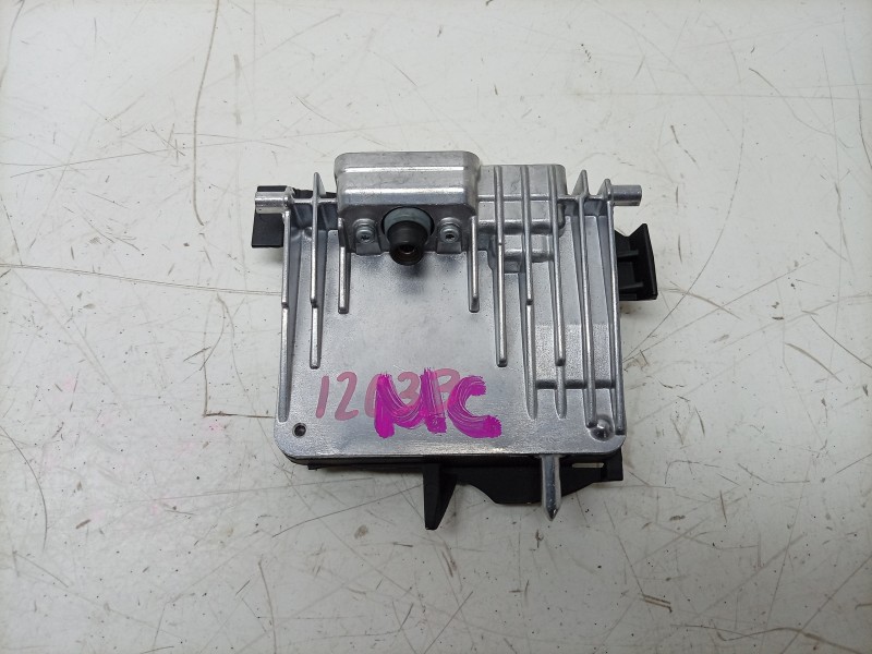 Recambio de camara vision frontal para mercedes-benz b-klasse (bm 247) b 180 referencia OEM IAM 643916200N A2479008506 