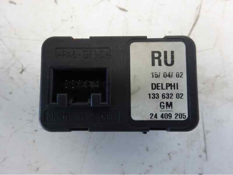 Recambio de mando elevalunas delantero izquierdo para opel corsa c club referencia OEM IAM   