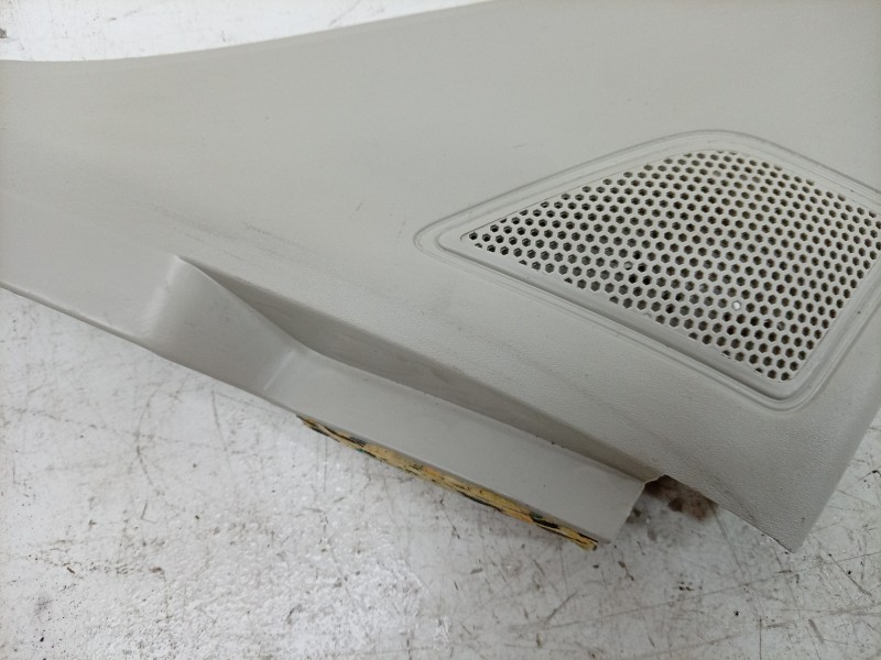 Recambio de moldura para toyota proace max referencia OEM IAM  1315640070 