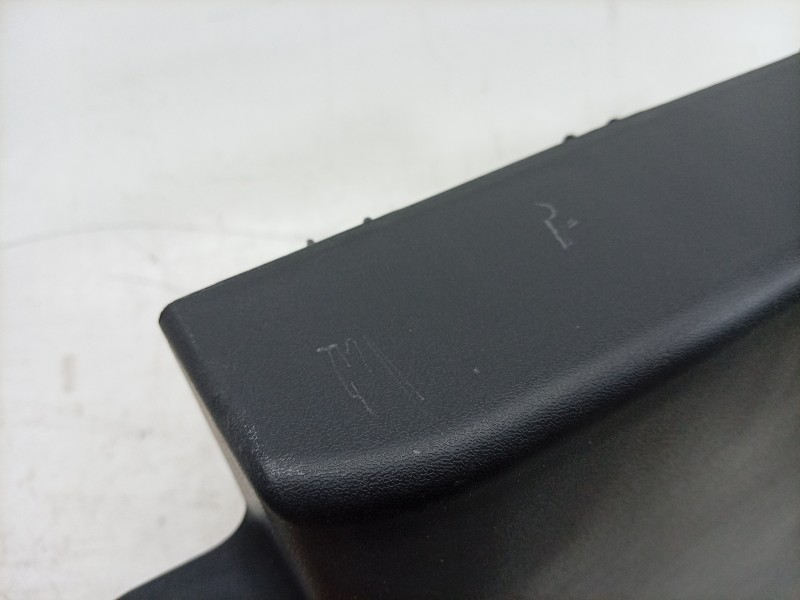 Recambio de moldura para toyota proace max referencia OEM IAM  46863262 