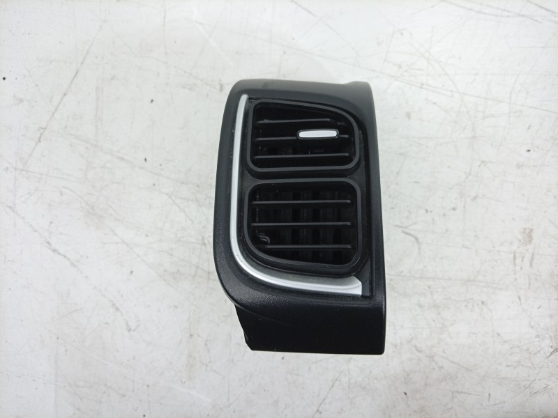 Recambio de aireador izquierdo para toyota proace max referencia OEM IAM  7357867710 