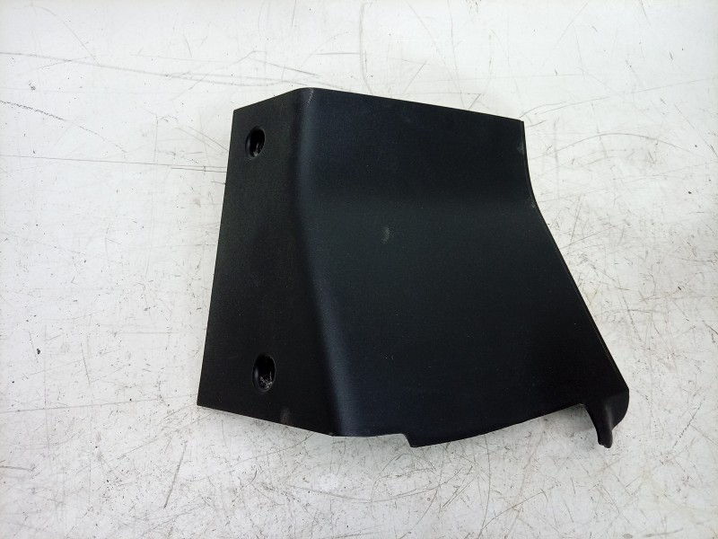 Recambio de moldura para toyota proace max referencia OEM IAM  1306467070 
