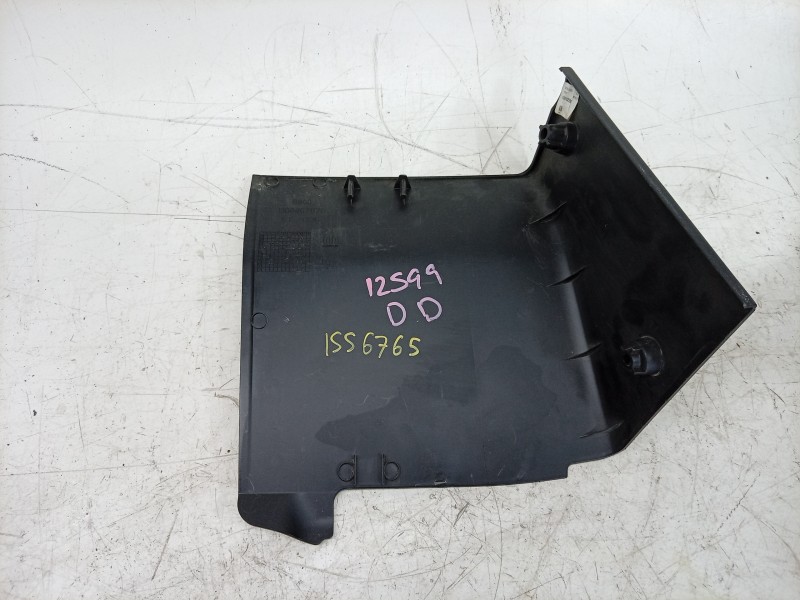 Recambio de moldura para toyota proace max referencia OEM IAM  1306467070 