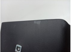 Recambio de moldura para toyota proace max referencia OEM IAM  1320250070 