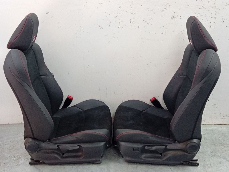 Recambio de juego asientos completo para toyota yaris (_p21_, _pa1_, _ph1_) 1.5 hybrid (mxph11) referencia OEM IAM   