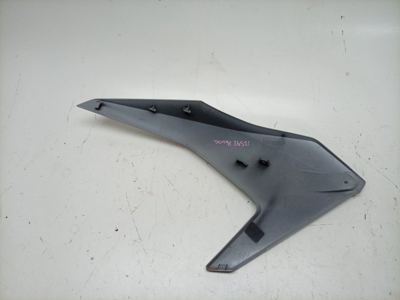 Recambio de moldura para honda nc nc 750 x (rh09) referencia OEM IAM  64331MKWD000 
