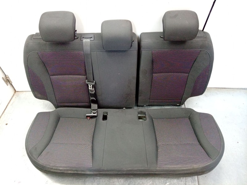 Recambio de juego asientos completo para kg mobility tivoli referencia OEM IAM  1303208CCX 