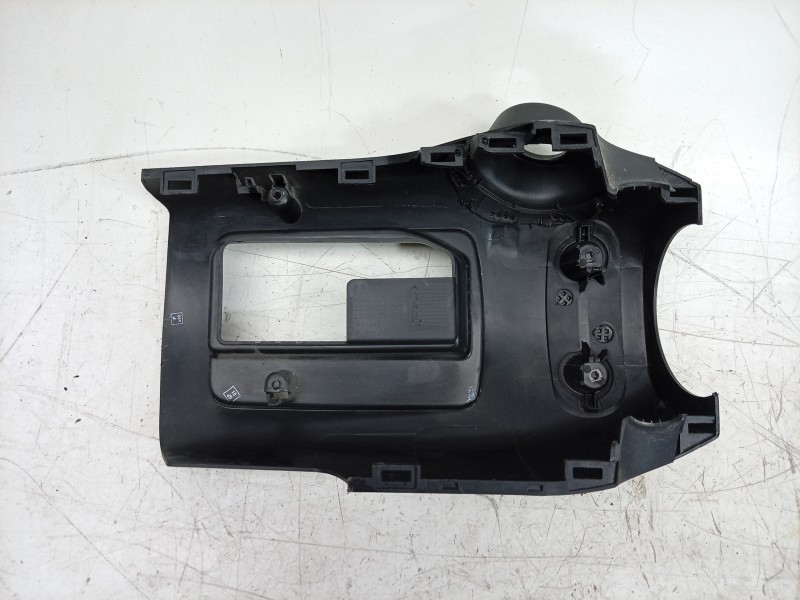 Recambio de moldura para toyota proace max referencia OEM IAM  1321205070 