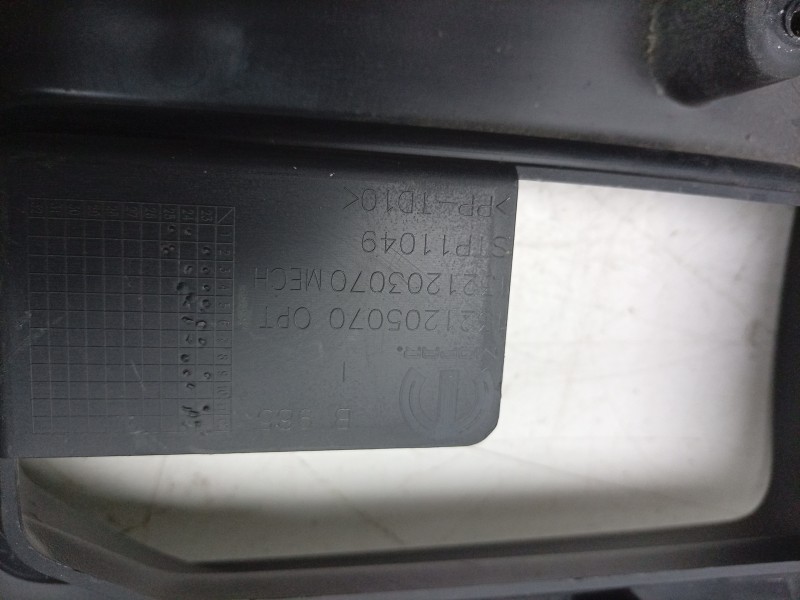 Recambio de moldura para toyota proace max referencia OEM IAM  1321205070 