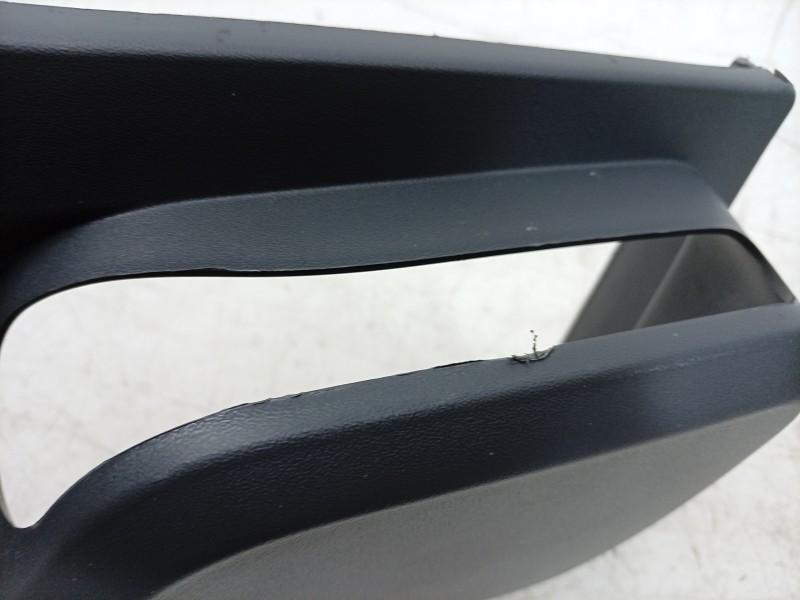 Recambio de moldura para toyota proace max referencia OEM IAM  011065 