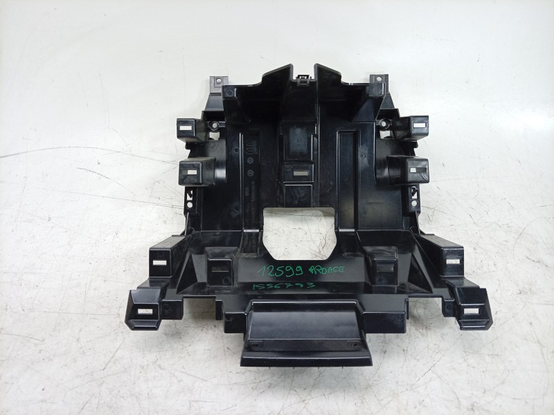 Recambio de moldura para toyota proace max referencia OEM IAM  1319424070 