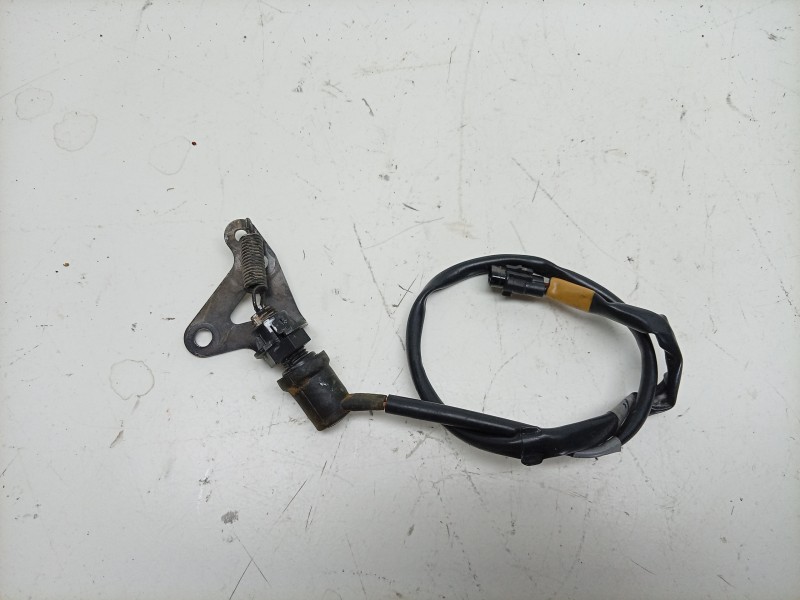 Recambio de interruptor para yamaha mt mt-09 (rn83) referencia OEM IAM  B7N825300100 