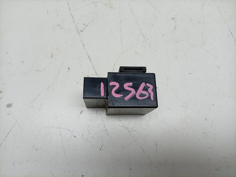 Recambio de modulo electronico para yamaha mt mt-09 (rn83) referencia OEM IAM  5VK8195041 