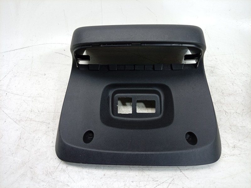 Recambio de moldura para toyota proace max referencia OEM IAM   