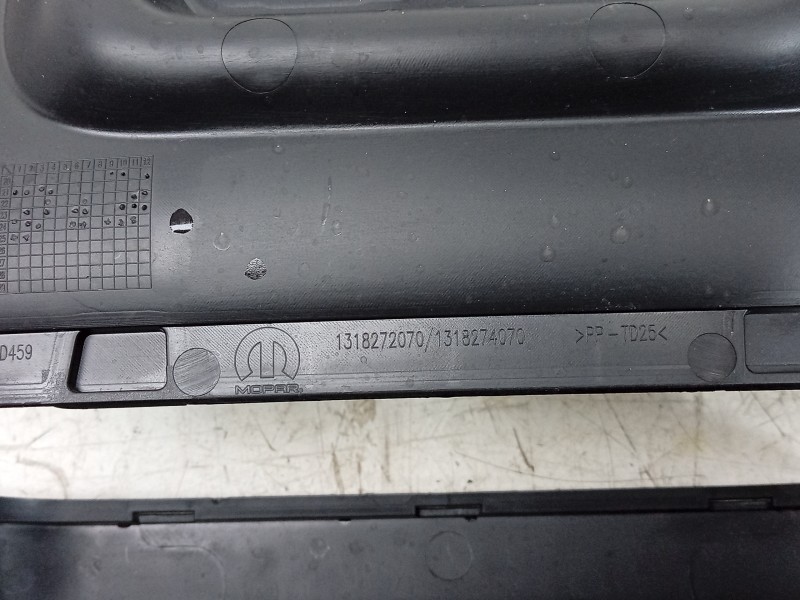 Recambio de moldura para toyota proace max referencia OEM IAM   