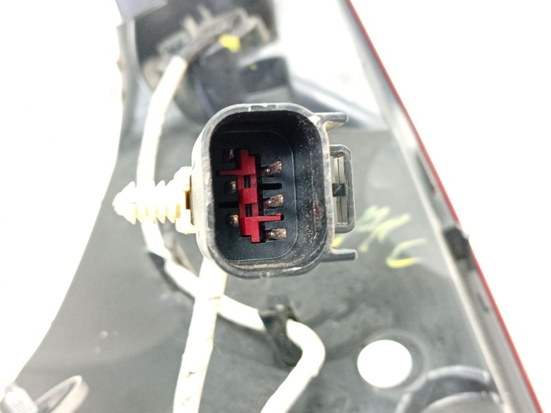 Recambio de piloto trasero derecho para jaguar xj (x351) 3.0 sdv6 referencia OEM IAM  FW9313404AA 
