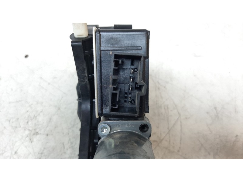 Recambio de elevalunas trasero derecho para volkswagen t-cross 1.0 tsi referencia OEM IAM 2GM839462D  
