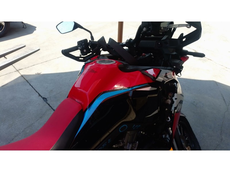 Recambio de deposito combustible para honda crf crf 1100 l africa twin referencia OEM IAM   