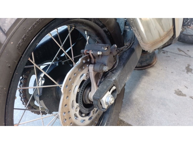 Recambio de pinza de freno trasera derecha para honda crf crf 1100 l africa twin referencia OEM IAM   