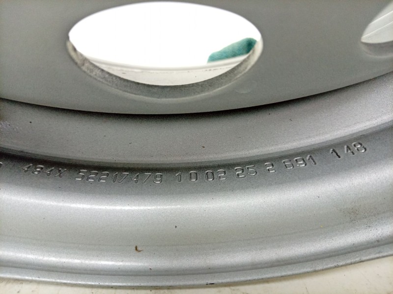 Recambio de llanta para toyota proace max referencia OEM IAM   