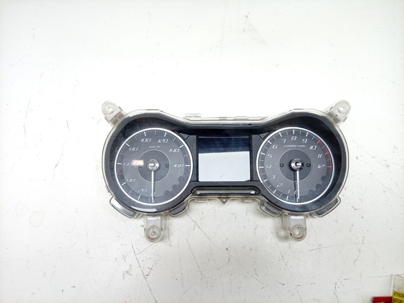 Recambio de cuadro instrumentos para yamaha x-max 125 referencia OEM IAM B9YH35000000 B9YH35000000 