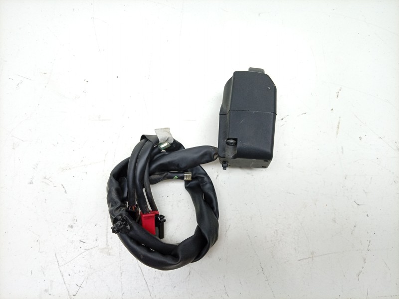 Recambio de piña luces izquierda para yamaha x-max 125 referencia OEM IAM  B9YH397200 