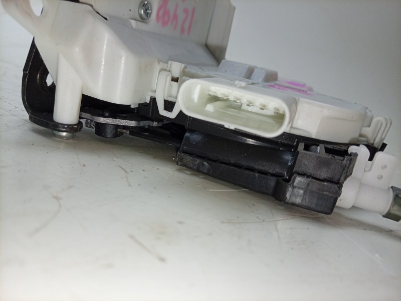 Recambio de cerradura puerta delantera derecha para audi q3 sportback (f3n) 35 tdi referencia OEM IAM  5TB837016E 