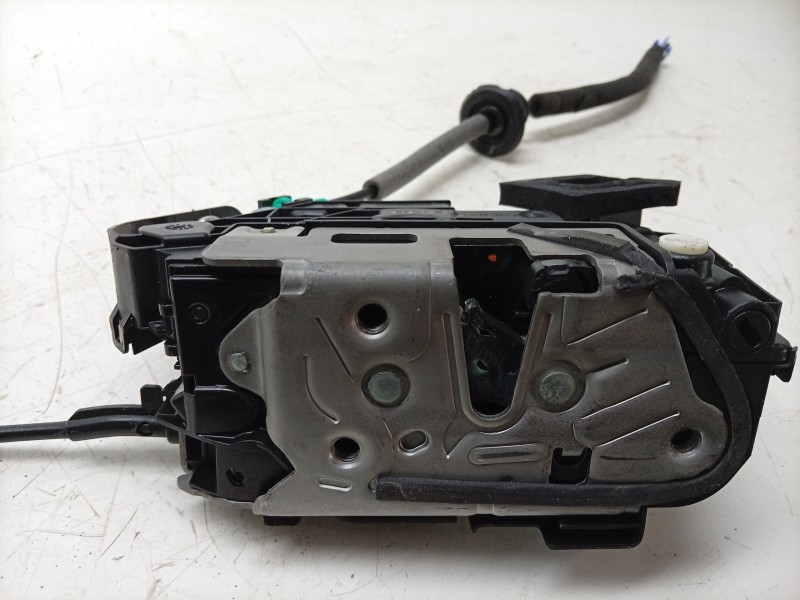 Recambio de cerradura puerta trasera derecha para audi q3 sportback (f3n) 35 tdi referencia OEM IAM  5TA839016Q 