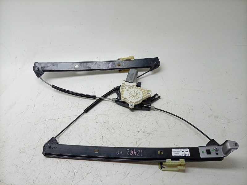 Recambio de elevalunas delantero derecho para audi q3 sportback (f3n) 35 tdi referencia OEM IAM  83A837462 