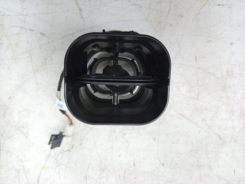 Recambio de aireador izquierdo para mercedes-benz cle cle 220d referencia OEM IAM  A2368305700 