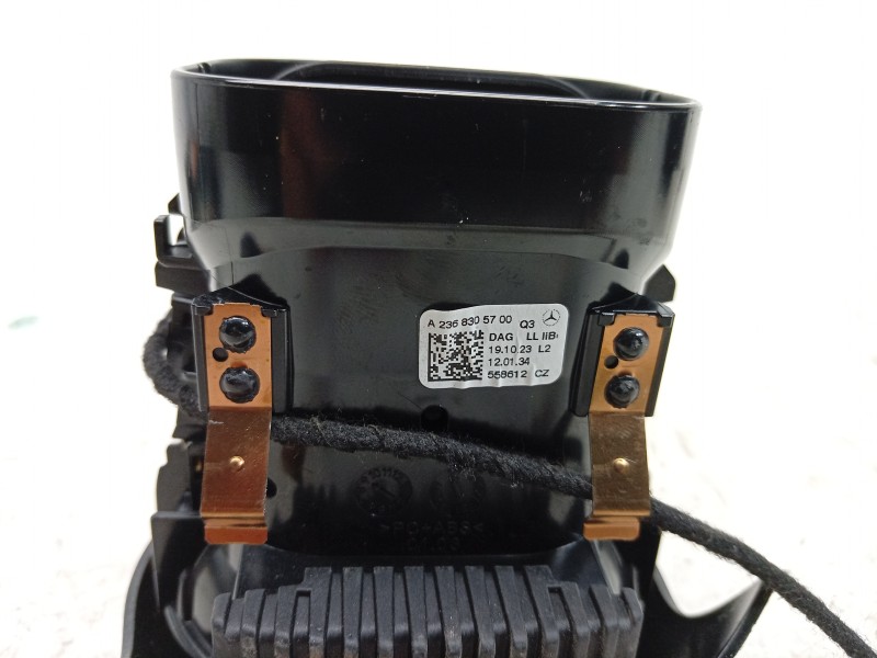 Recambio de aireador izquierdo para mercedes-benz cle cle 220d referencia OEM IAM  A2368305700 