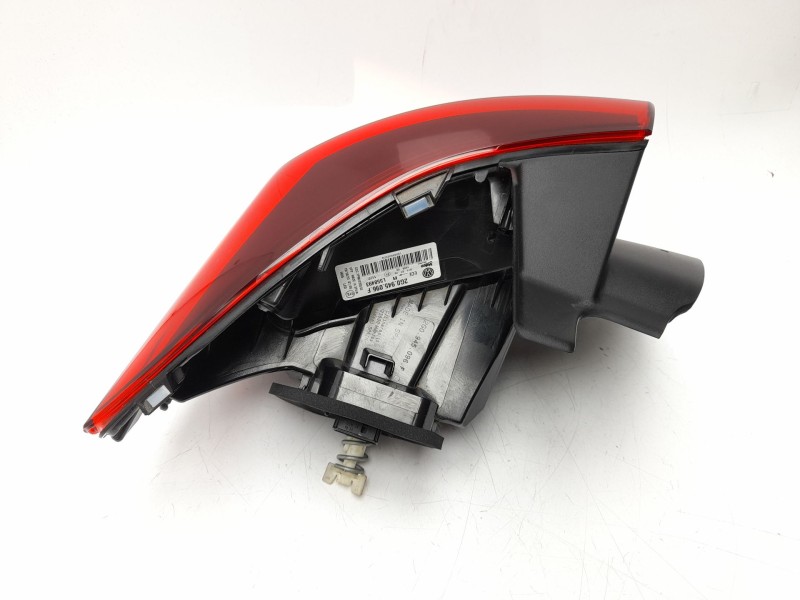 Recambio de piloto trasero derecho para volkswagen polo vi (aw1, bz1, ae1) 1.0 tsi referencia OEM IAM  2G0945096F 
