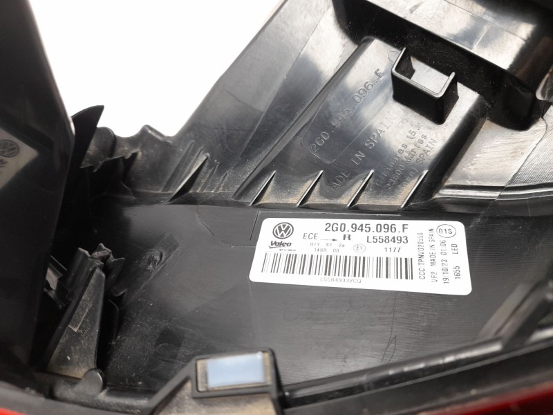 Recambio de piloto trasero derecho para volkswagen polo vi (aw1, bz1, ae1) 1.0 tsi referencia OEM IAM  2G0945096F 
