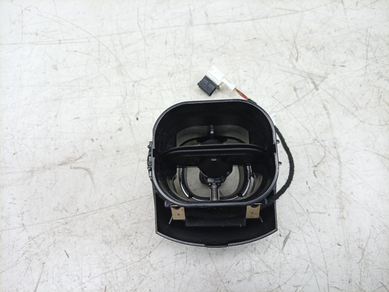 Recambio de aireador central para mercedes-benz cle cle 220d referencia OEM IAM  A2368305600 