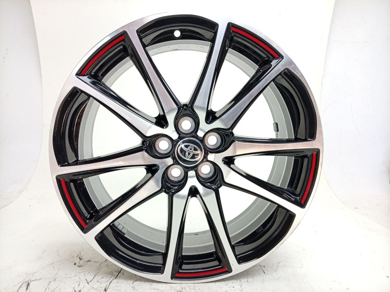 Recambio de llanta para toyota yaris (_p21_, _pa1_, _ph1_) 1.5 hybrid (mxph11) referencia OEM IAM   