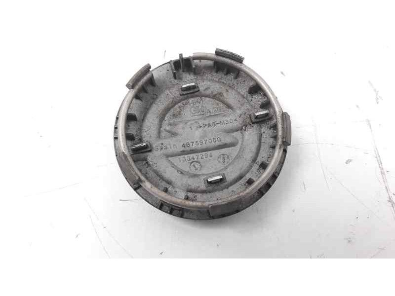 Recambio de tapacubos para opel corsa d referencia OEM IAM 13347294  
