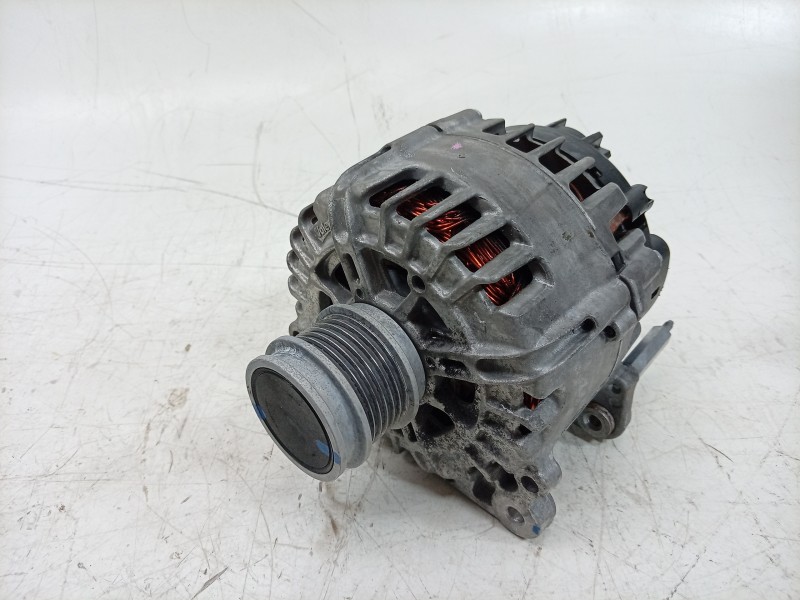 Recambio de alternador para audi q2 (gab, gag) 30 tdi referencia OEM IAM 05L903026L 05L903026L ALF950B51HQ