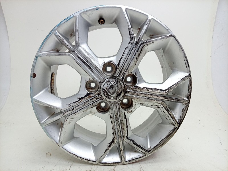 Recambio de llanta para kg mobility tivoli referencia OEM IAM   