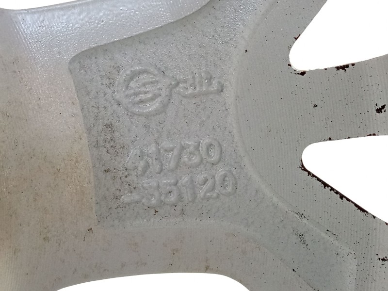 Recambio de llanta para kg mobility tivoli referencia OEM IAM  4173035120 