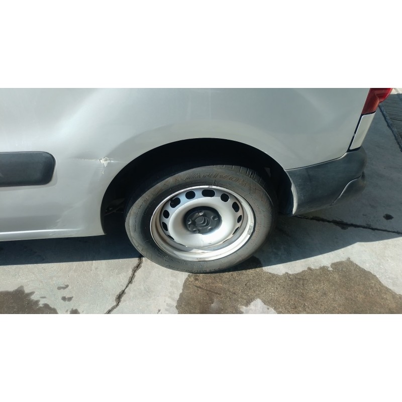 Recambio de paso rueda trasero izquierdo para citroën berlingo furgoneta/monovolumen (b9) 1.6 hdi / bluehdi 75 referencia OEM IA
